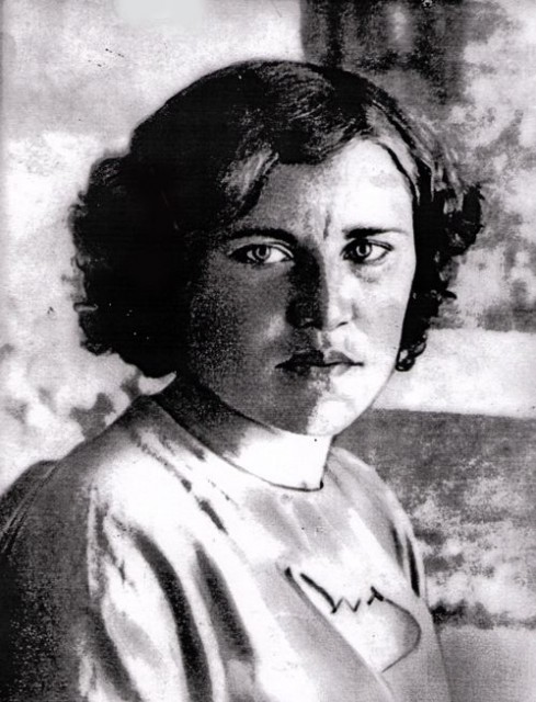 Столповская Елена
