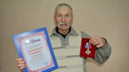 Богучарский поисковик получил медаль и грамоту Ассоциации &laquo;Группы "Вымпел"&raquo;